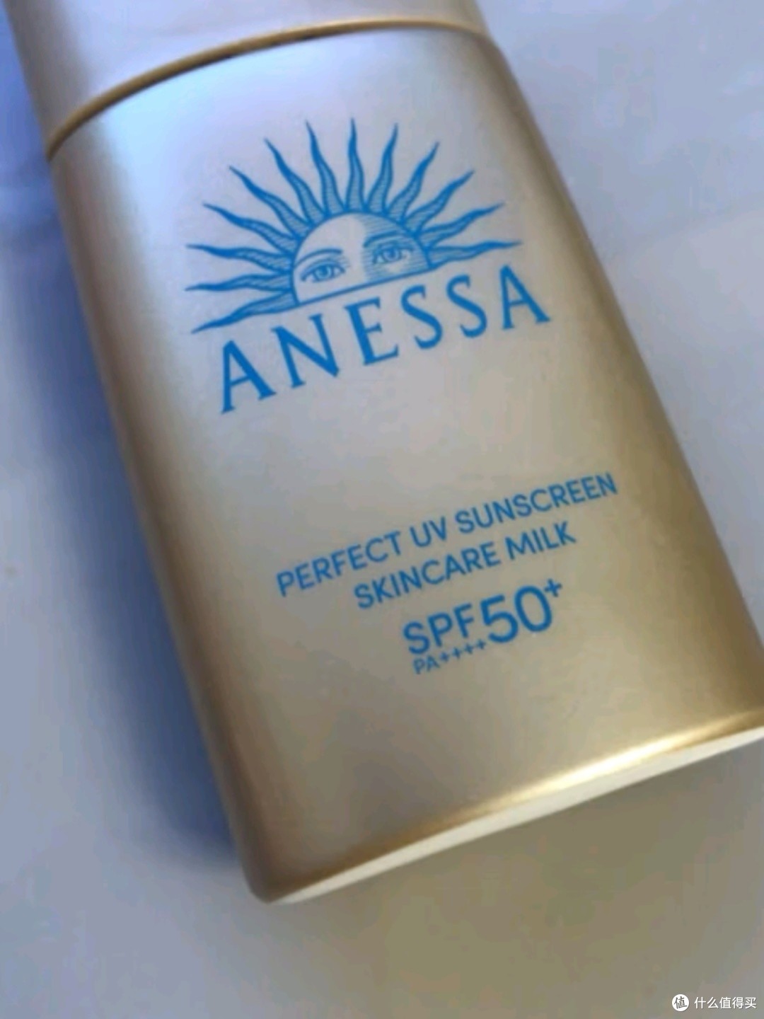 安热沙(Anessa)小金瓶防晒乳60ml:防晒界的“金标准”