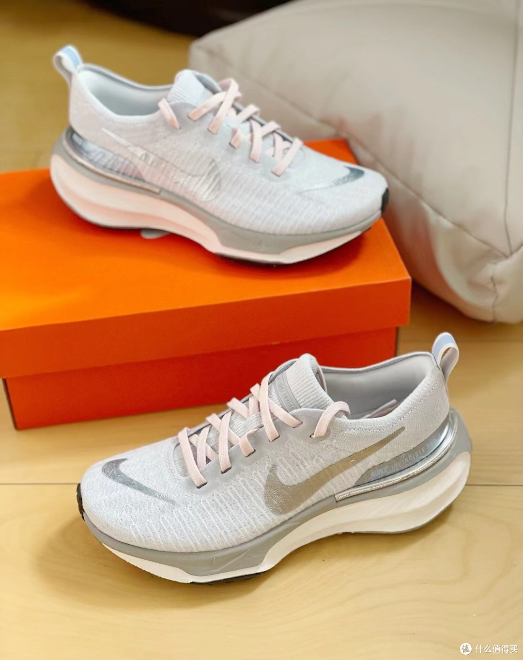 春日跑步踩上云朵耐克invincible3透气公路跑鞋dr2660010