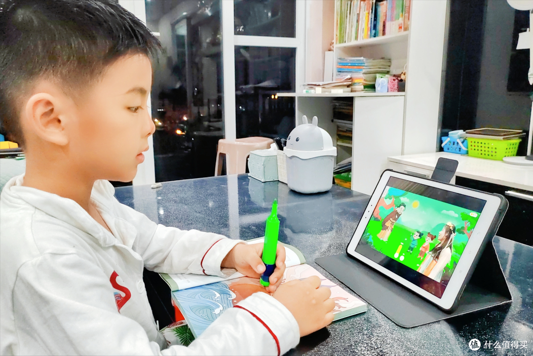 儿童叶黄素功不可没!稳住孩子的视力下滑,我只做了这三件事