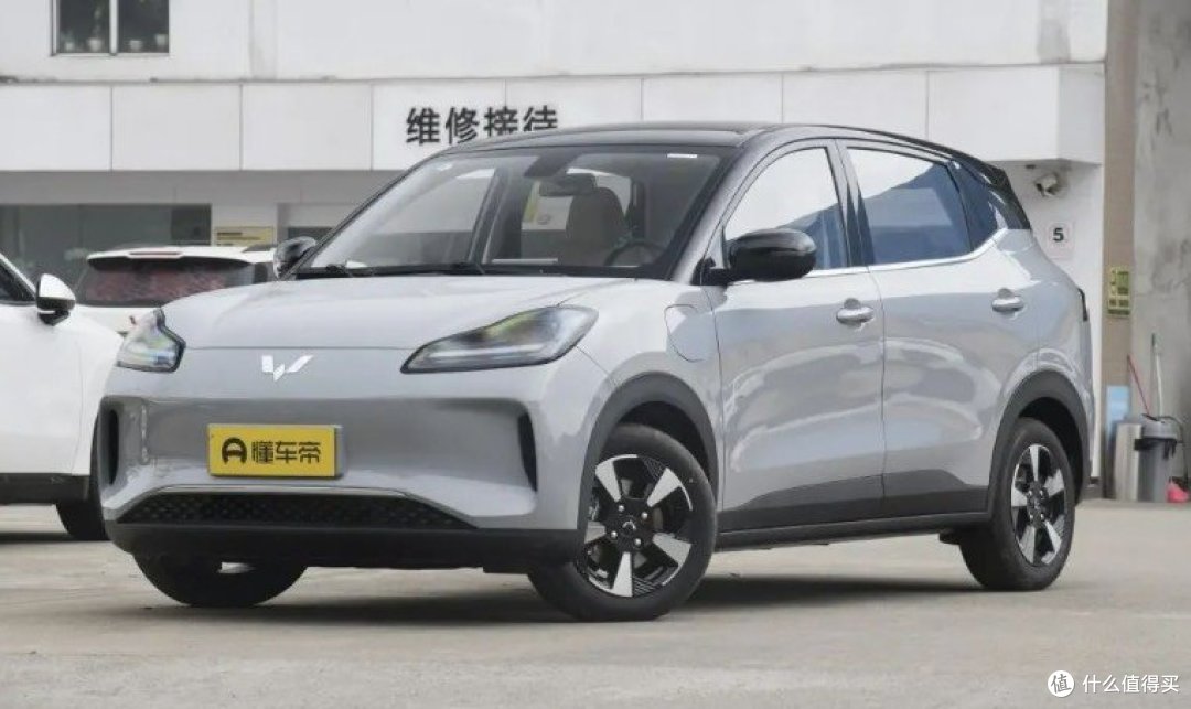 十万电车选它准没错！五菱缤果PLUS