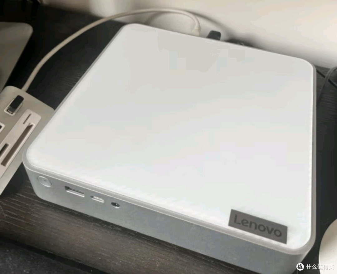 联想小新mini口袋迷你主机13代i7-13620H 32G 1TB固态硬盘)