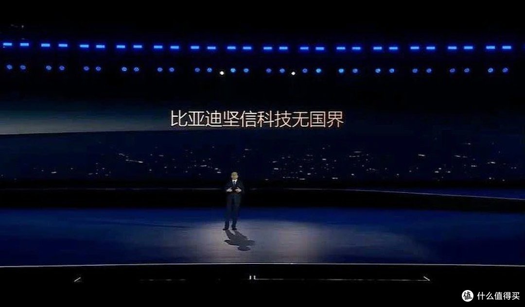 比亚迪×大疆智能车载无人机发布：一场立体智能出行的革命性突围