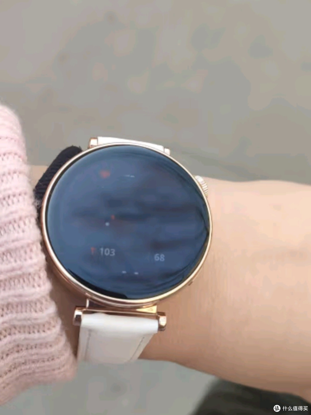 AELVO WATCH GT4系列女士智能手表:健康监测与时尚并存