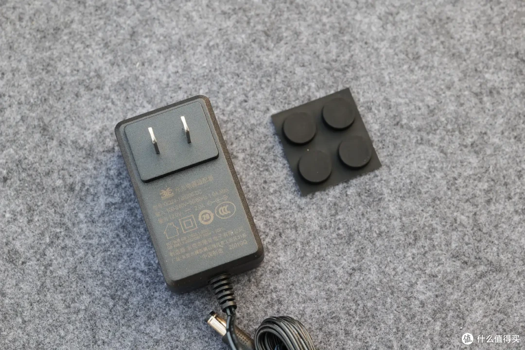万兆内网一步到位！兮克SKS3200-8E2X交换机拆机+链路聚合实战