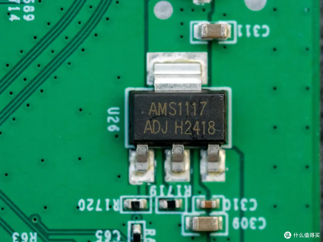 万兆内网一步到位！兮克SKS3200-8E2X交换机拆机+链路聚合实战