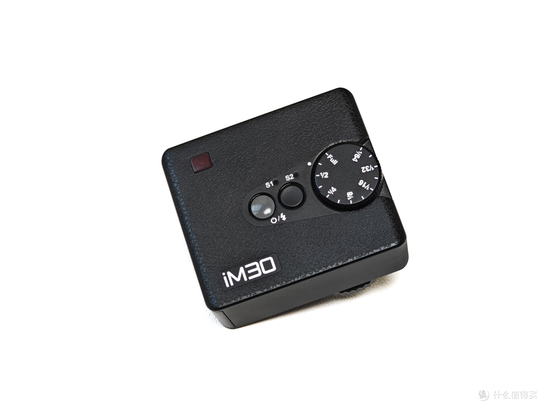 摄影爱好者必备,三款神牛机顶闪光灯助你出大片!