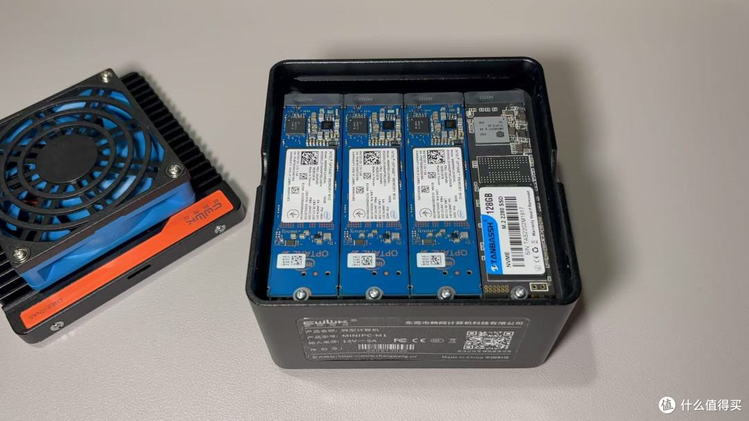 这 “口袋 NAS” 确实有点小，畅网微控 X86-P6 开箱体验