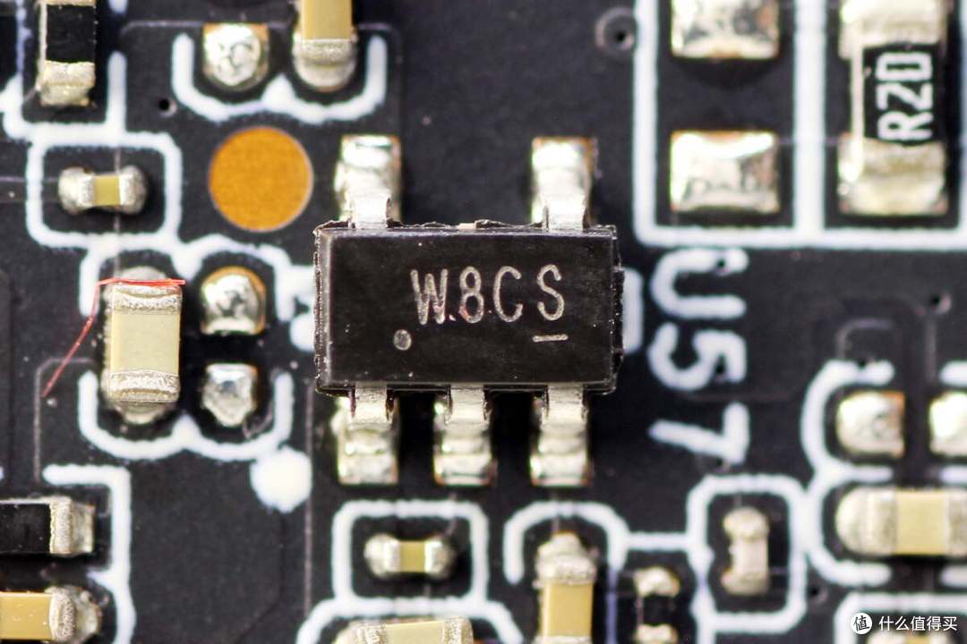 拆解报告：神眸4MP太空人4G智能相机