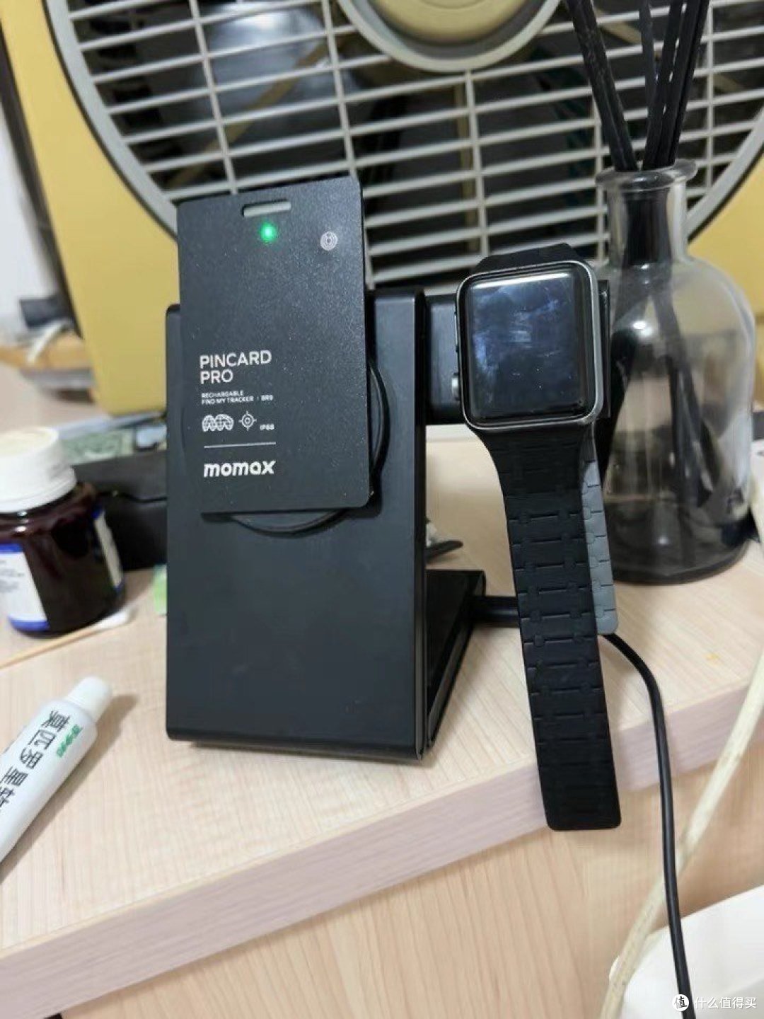 MOMAX摩米士卡片定位器:小巧实用,智能防丢新选择