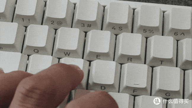 100元多元的新模具磁轴键盘,还有两种配列可选?