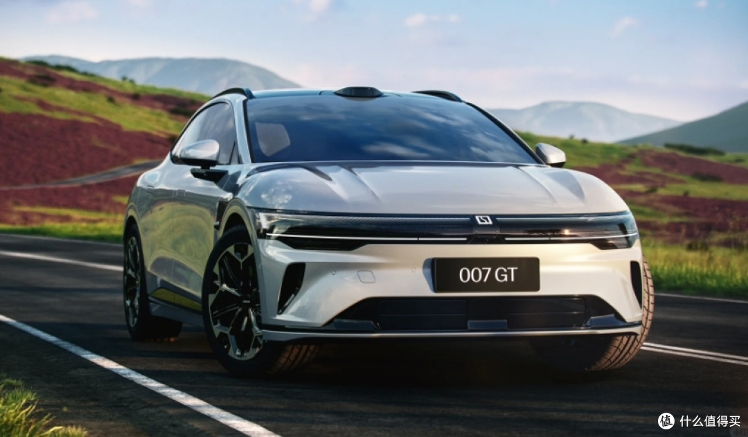 极氪007GT全球首秀:科技猎装轿跑震撼登场