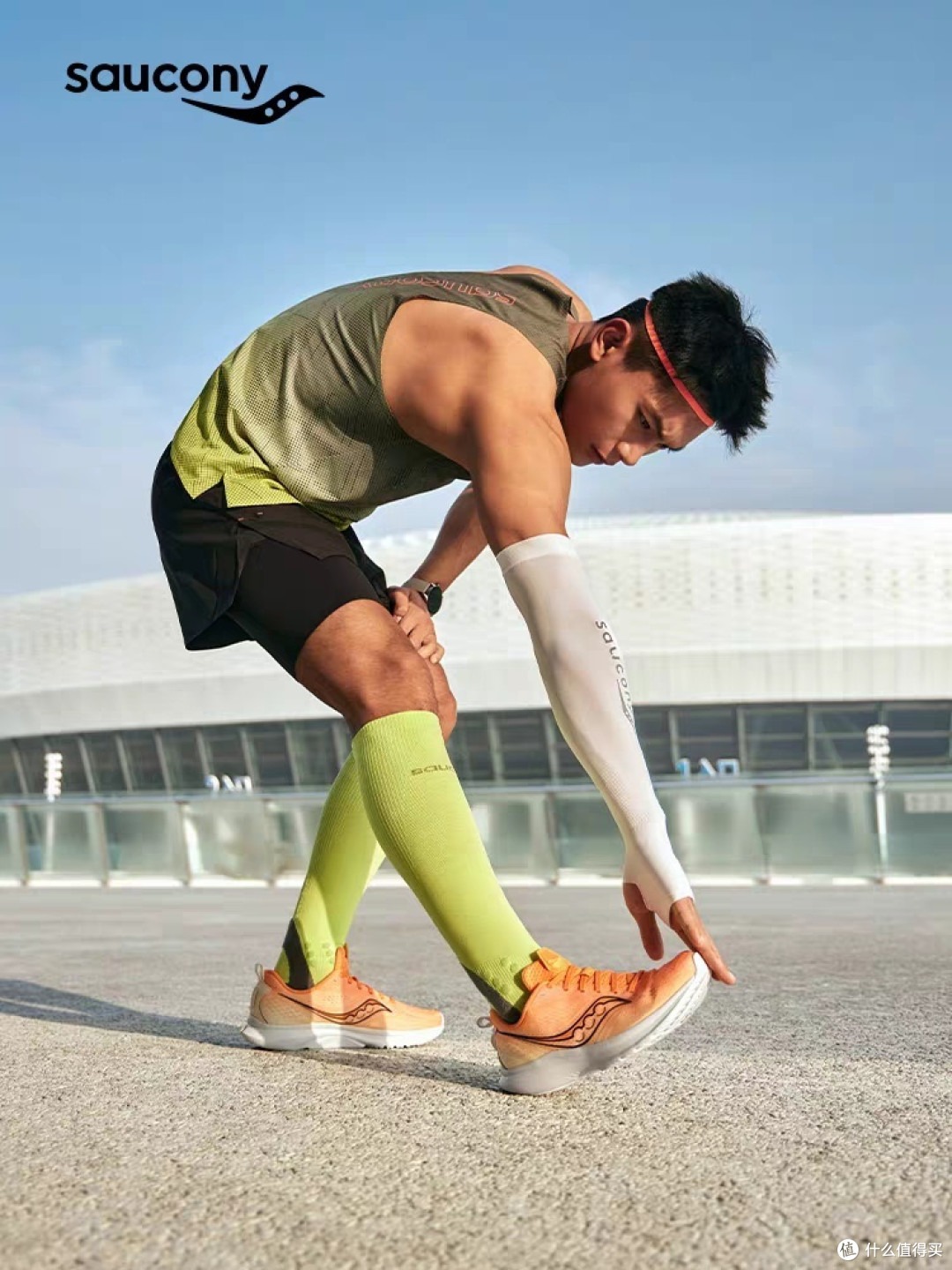 索康尼KINVARA 13跑鞋:轻盈步伐,引领运动风尚
