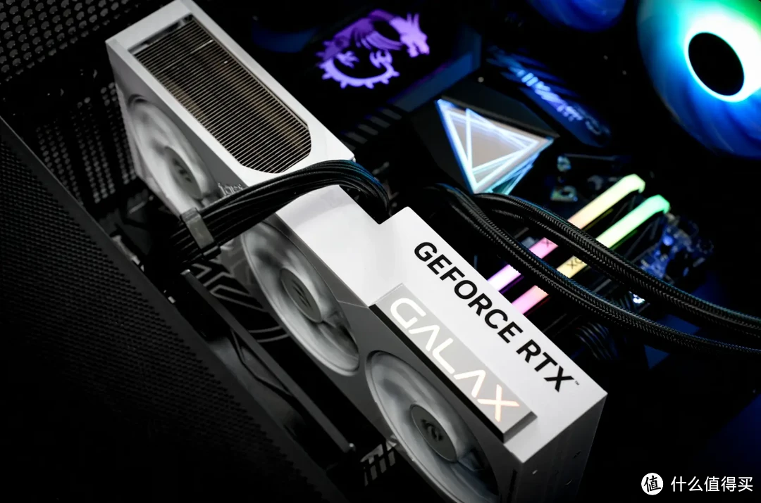 专为RTX50系顶级显卡而生，微星MPG A1000GS PCIE5上手实测