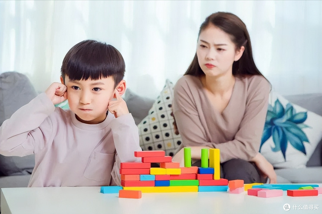 孩子的行为是“照妖镜”,每个缺点皆对应教育上的短缺,快自查!