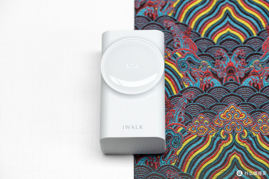 口袋里的小钉子户，iWALK拉拉宝横扫电量焦虑