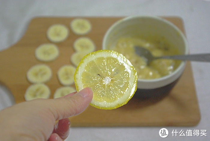 香蕉燕麦烤蛋奶：简单又美味的健康小食