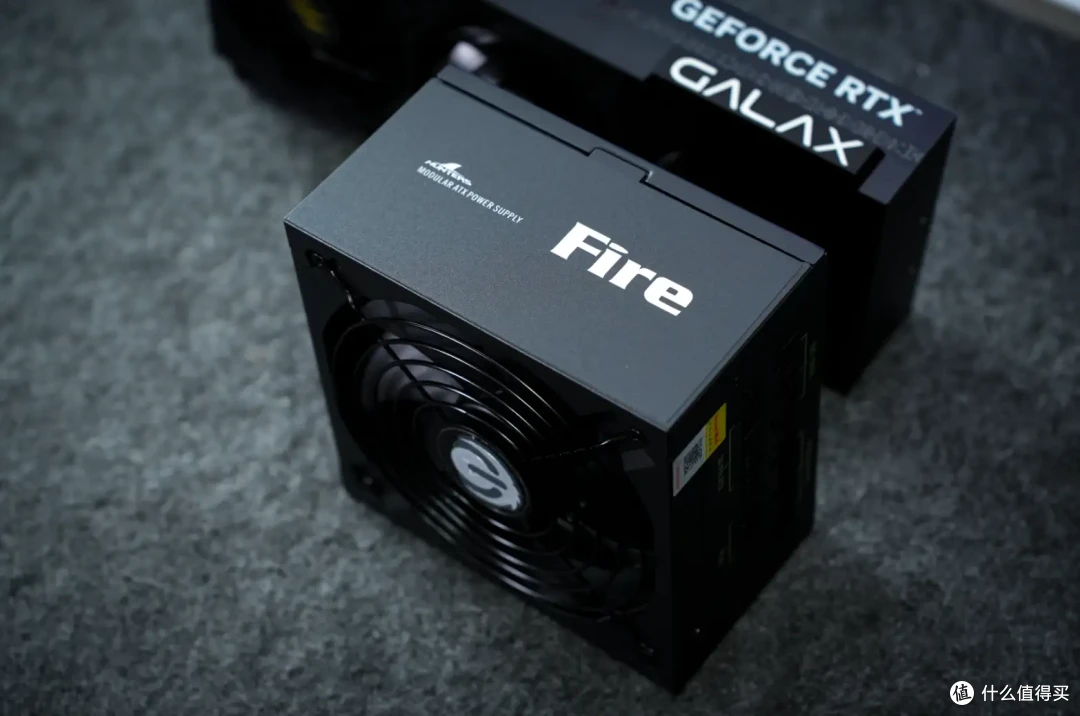 2K全开、4K兼顾!甜品级显卡新标杆——影驰RTX 5070魔刃OC实测