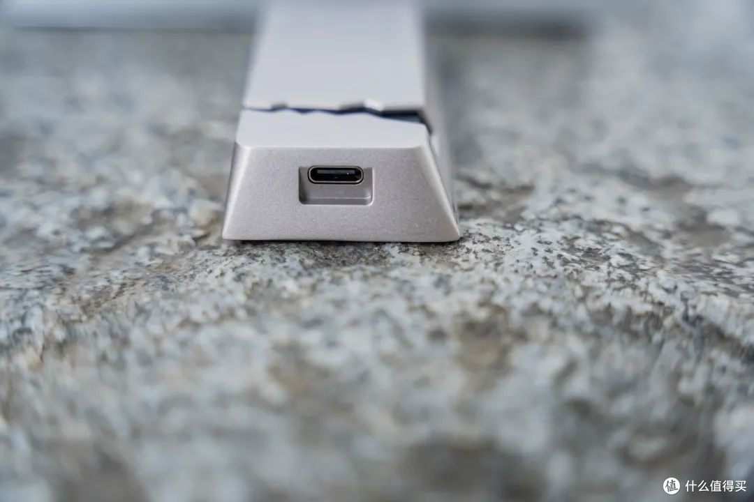 磁吸便携,边拍边存!移速磁吸固态硬盘绝配iPhone16ProMax