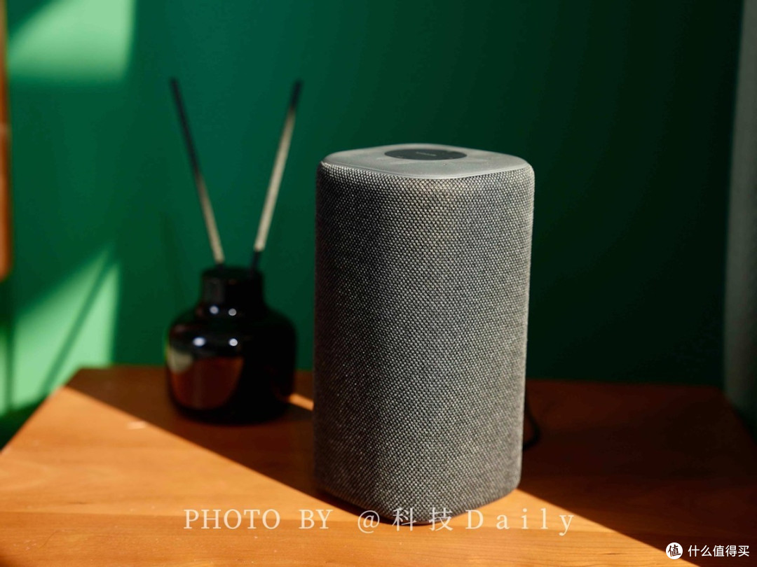 Xiaomi 智能音箱 Pro 不仅带来好聆听，更是有着超级小爱加持！