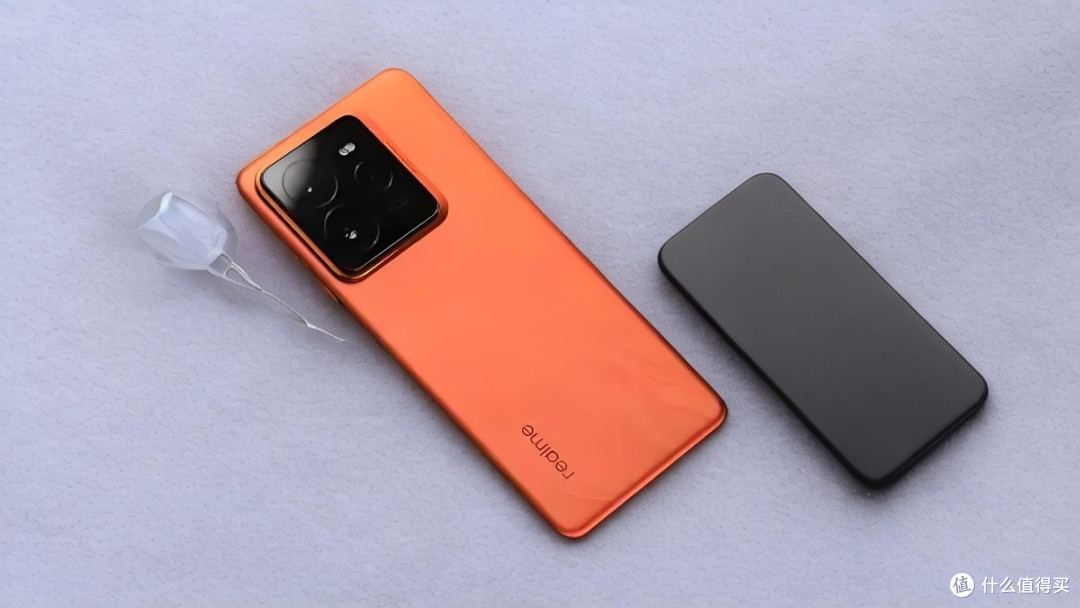 骁龙8至尊版+16GB+512GB，配置天花板，价格仅3699元
