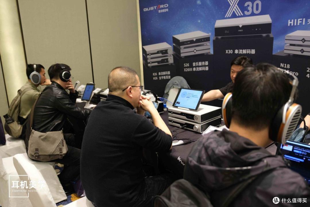 「用音乐点็้燃็้魔็้都็้」2025第九届上海国际耳机展全景回顾