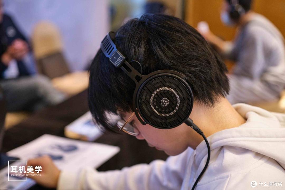 「用音乐点็้燃็้魔็้都็้」2025第九届上海国际耳机展全景回顾