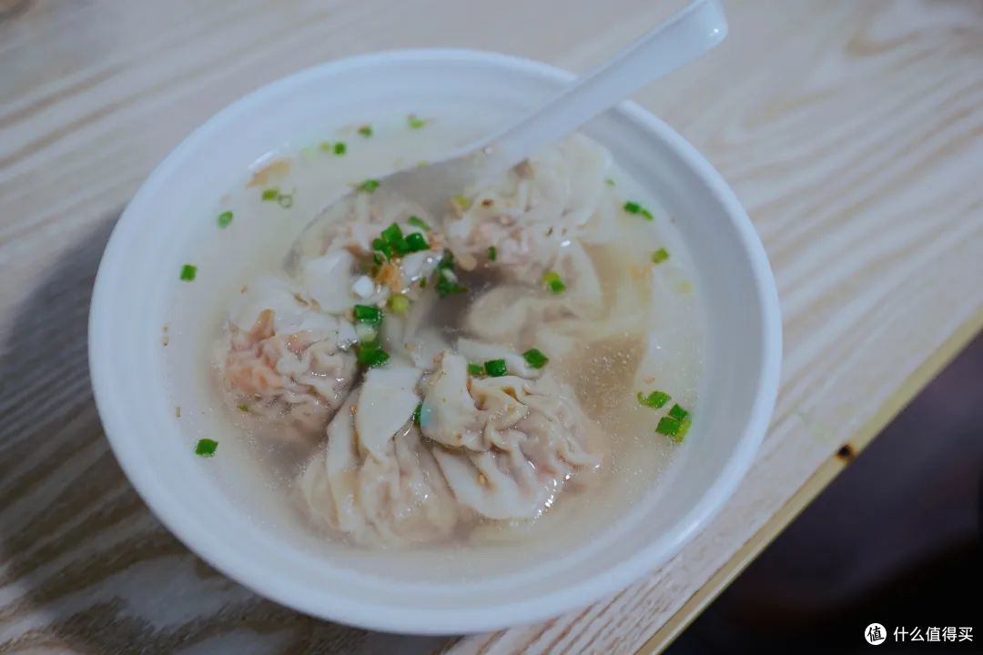 人人都说这里是“美食荒漠”，我却吃到饱嗝一个接一个！
