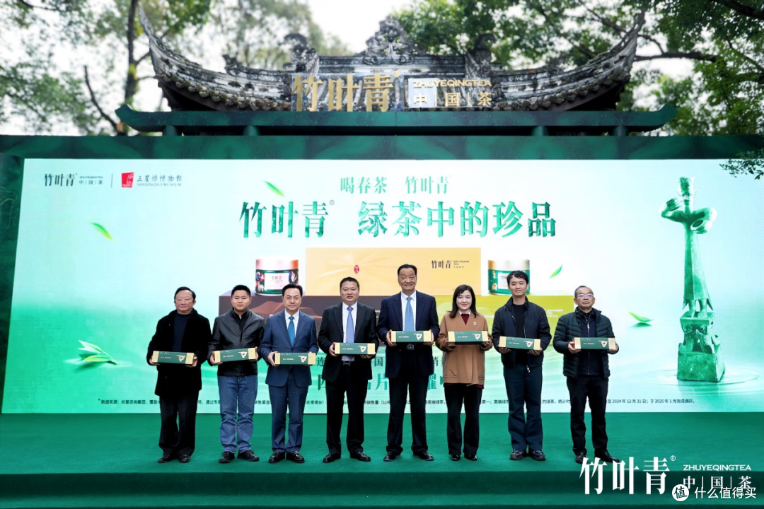 “四川名片”竹叶青上新彩罐系列，演绎“绿茶中的珍品”