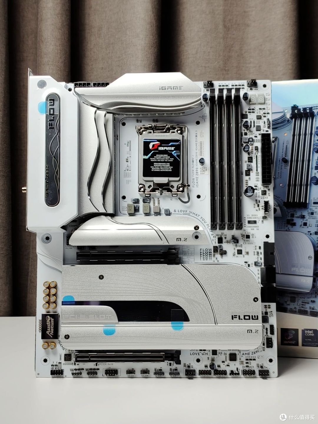 供电强、拓展足 - 七彩虹iGame Z890 FLOW主板和Intel 265K很搭