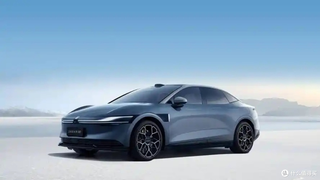 极氪007 GT,猎装界“六边形战士”实锤了!