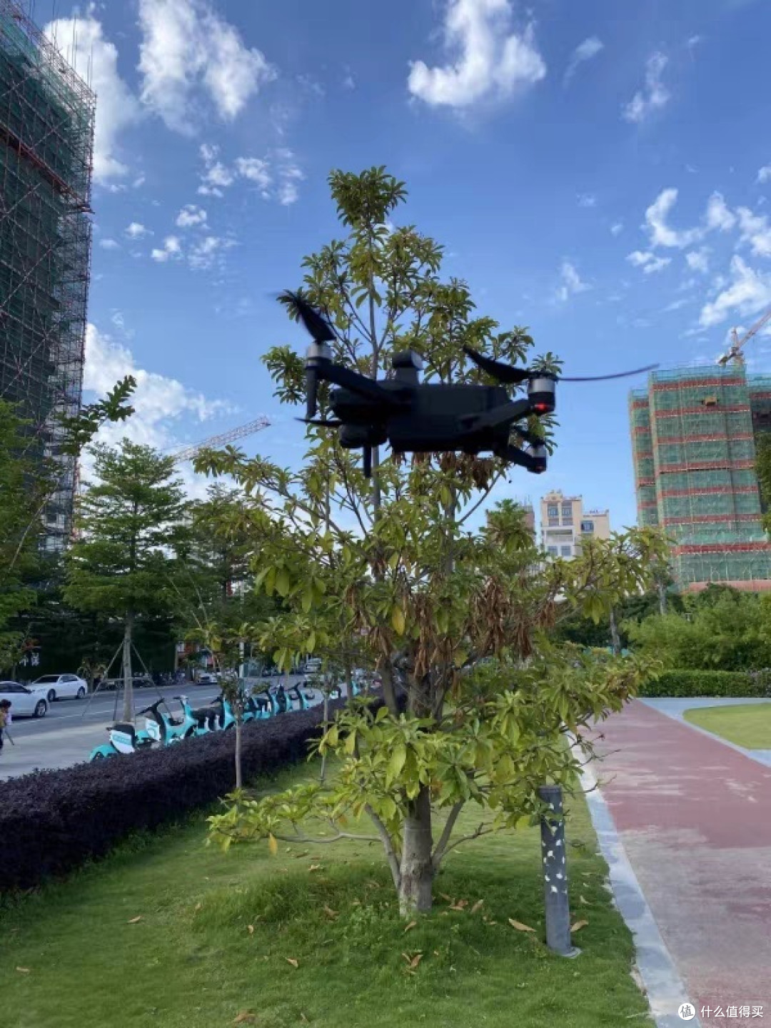 未来出行新选择：飞行汽车