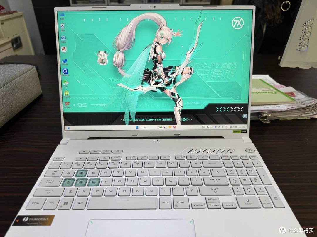 华硕天选5 Pro：办公“多面手”