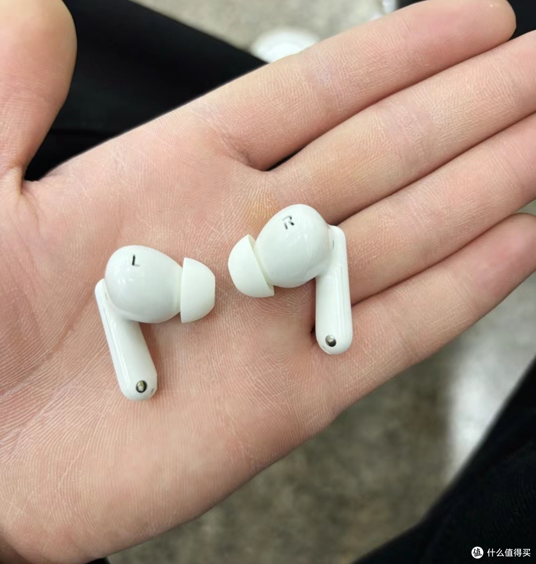 OPPO Enco Air4 Pro：以实力突围真无线耳机市场