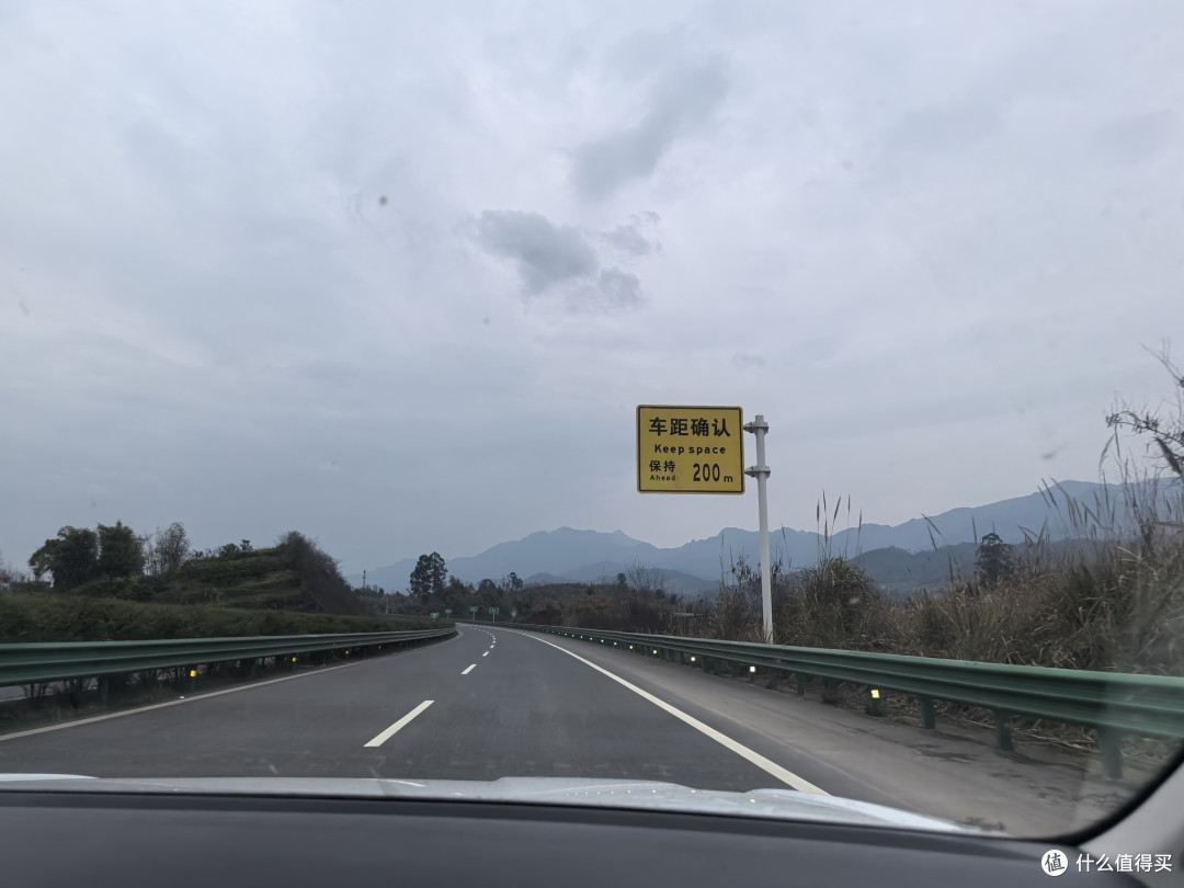 开过国产车,再开合资车就不适应了,这配置也太低了