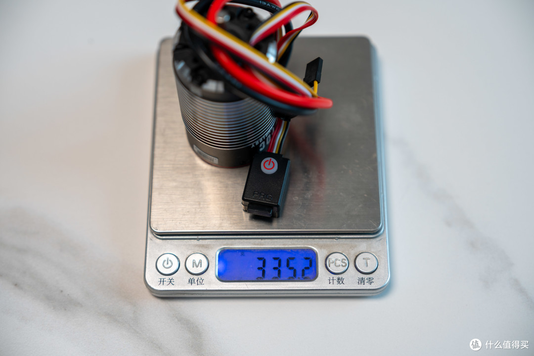 好盈开山斧Fusion 8IGHT 1/8一体机——8车攀爬的不错选择