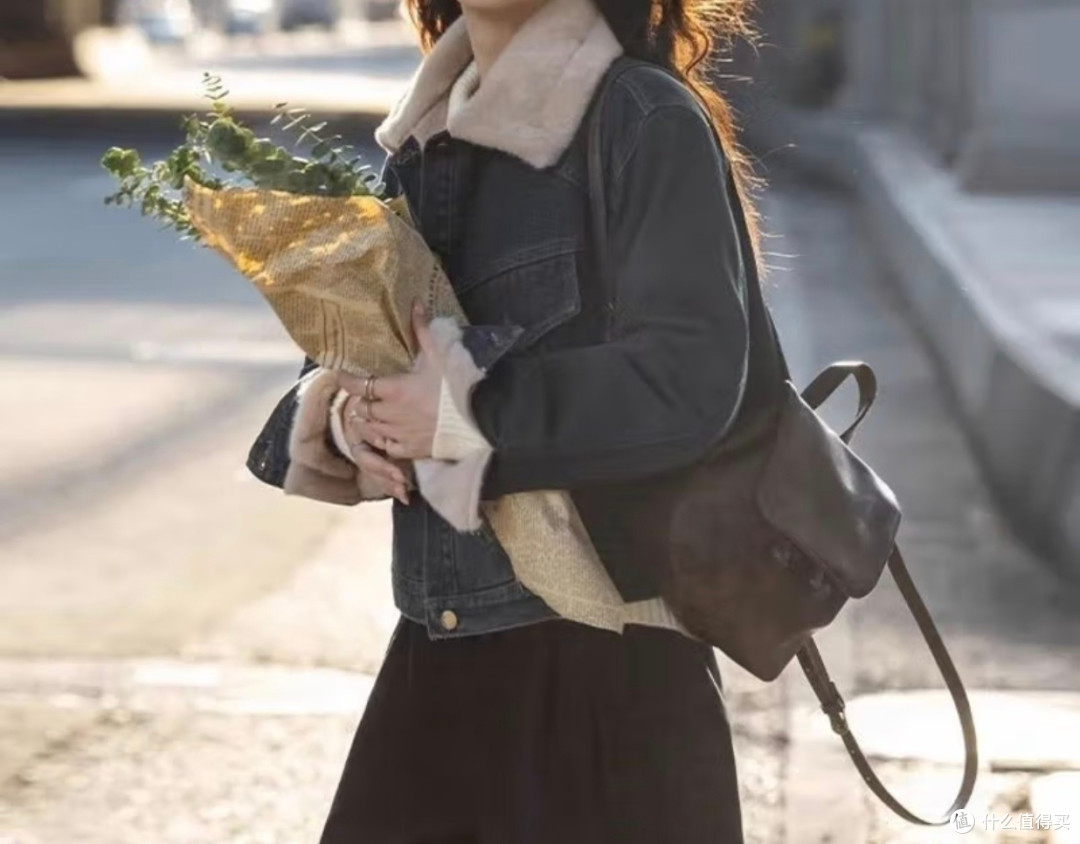 衣橱里的小宇宙:女生与衣服的不解之缘