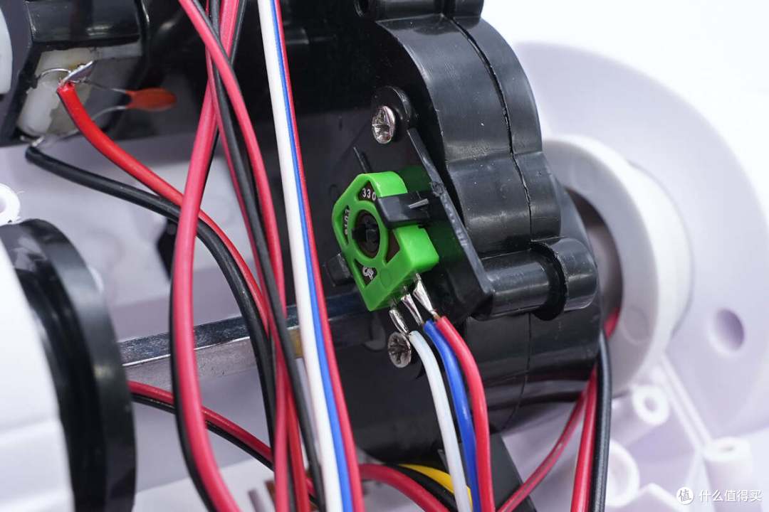 拆解报告:APIDPOWER速动力智能莱迪机器狗A001