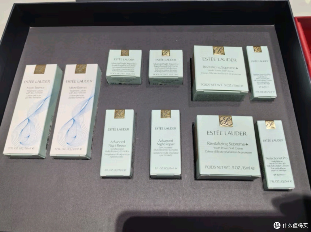 雅诗兰黛小棕瓶护肤品套装：宠爱之选，焕采新生