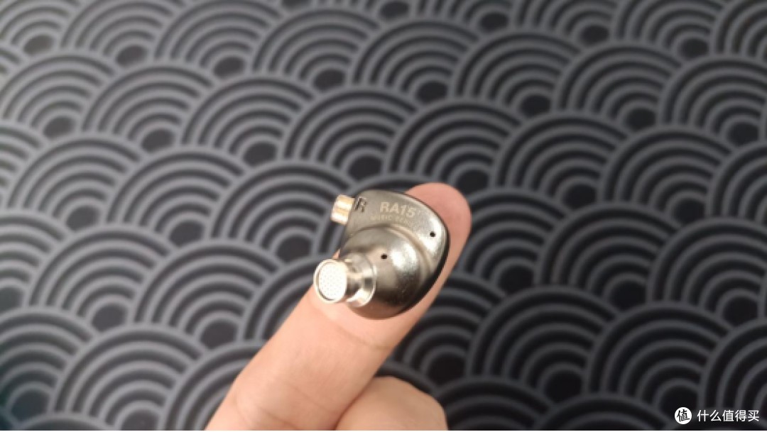 宁梵声学RA15有线HiFi耳机:金属腔体与双音管的可玩性革命