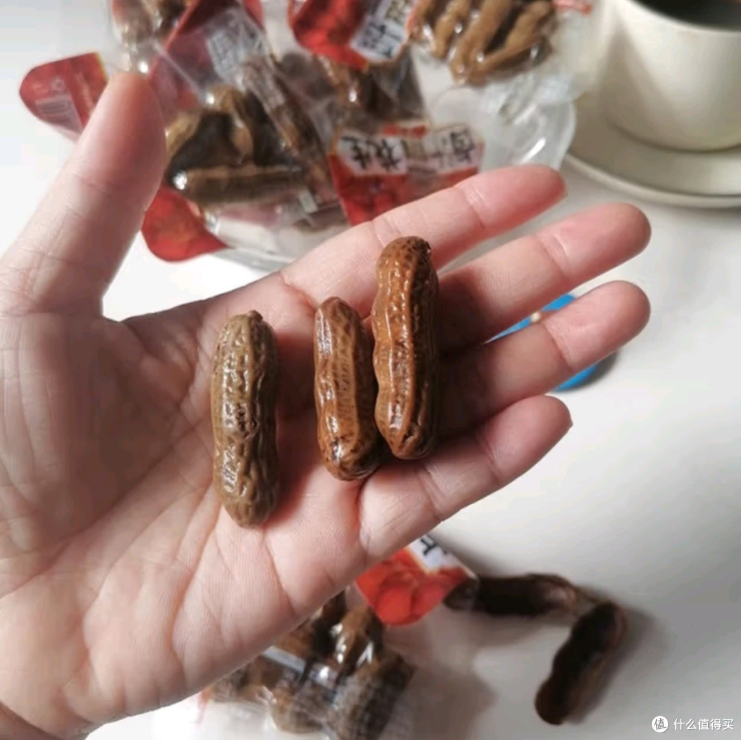 三只松鼠带壳卤汁花生:五香风味,解锁休闲时光的味蕾盛宴