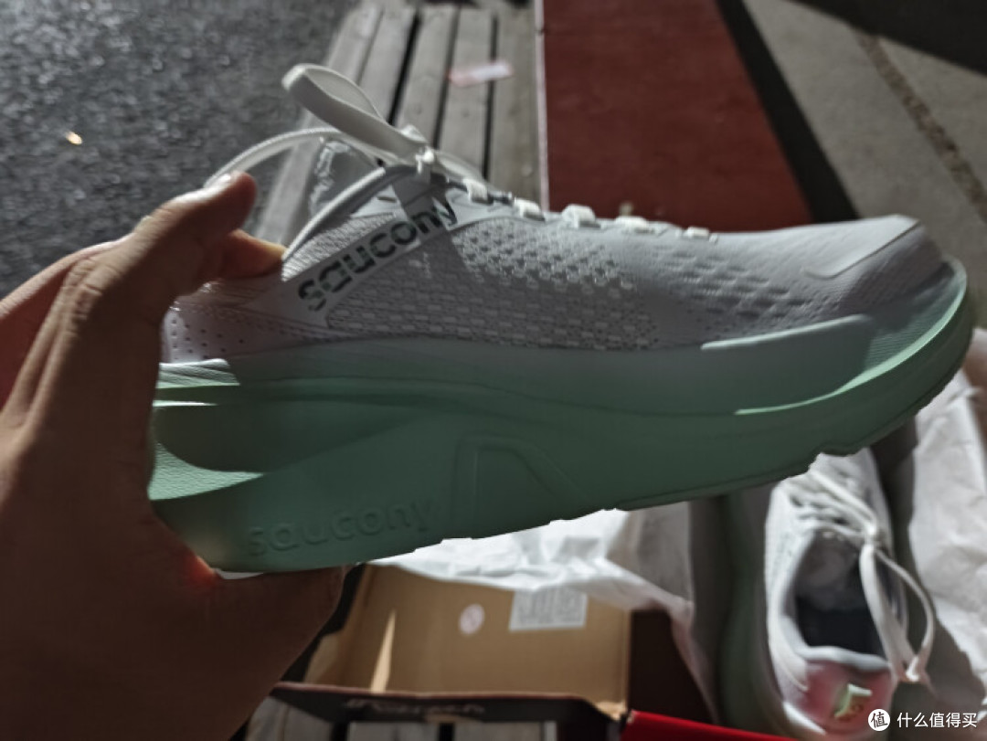 女款跑鞋Saucony Guide 17