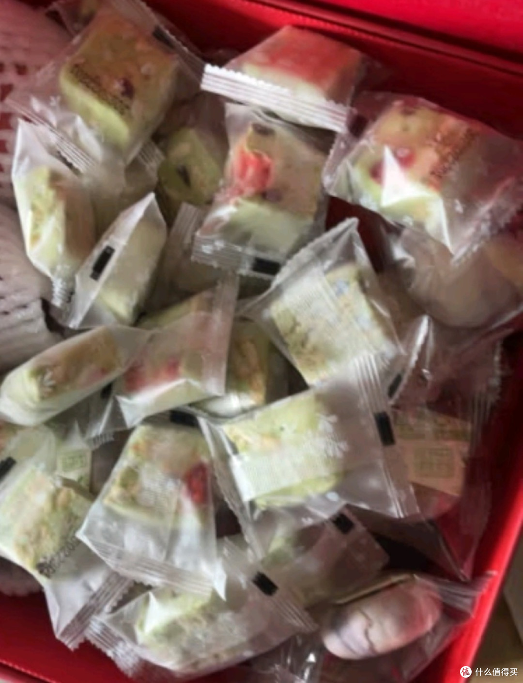 比比赞草莓羊奶芙抹茶味200g休闲零食品独立包装饼干蛋糕点