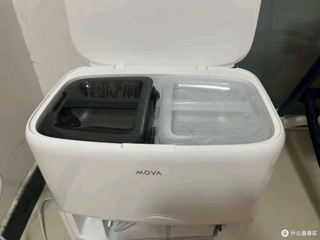 Mova扫地机器人P50甄选水箱版 —— 智能清扫,优雅生活新选择