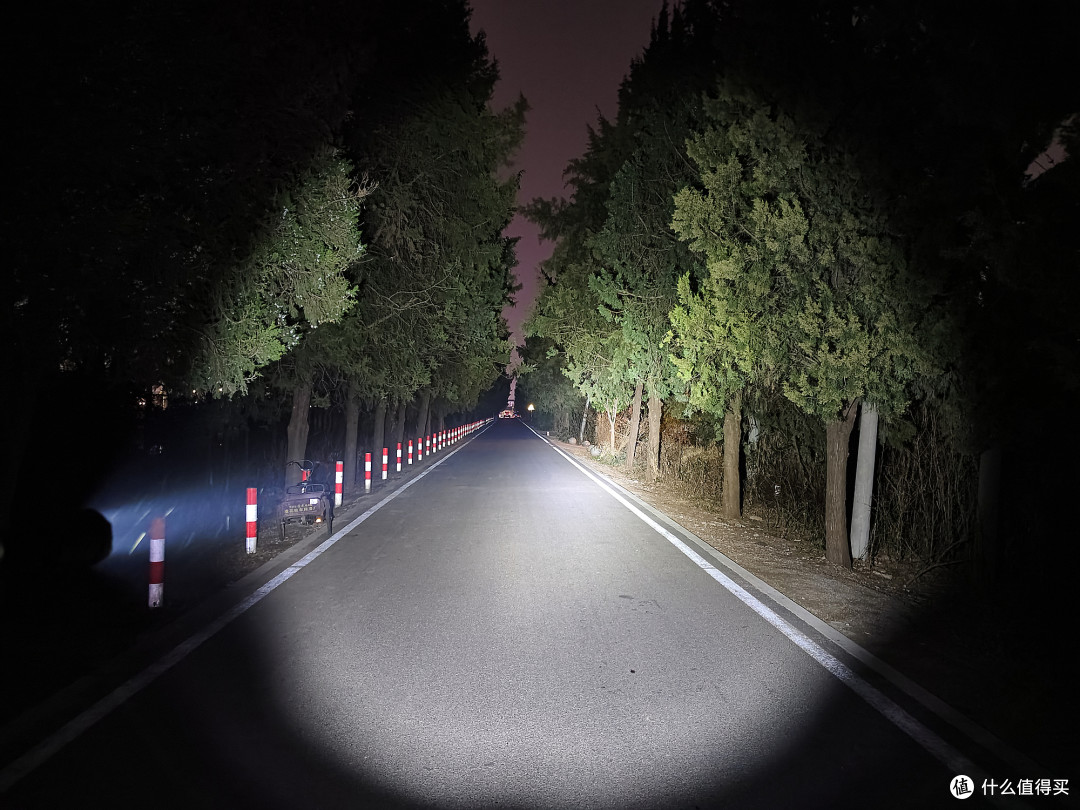 新版升级更强悍,凯瑞兹 XT11GT Pro战术手电体验