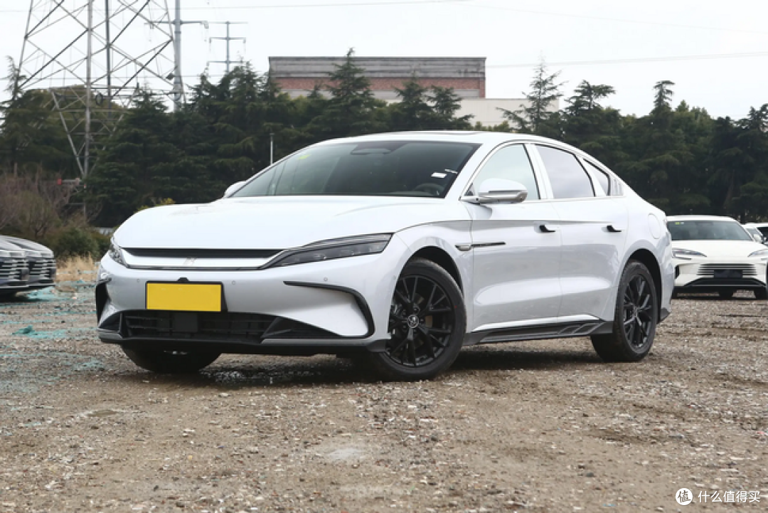 20万预算,Model3、汉DM-i插混、马自达EZ-6增程,谁更适合家用?