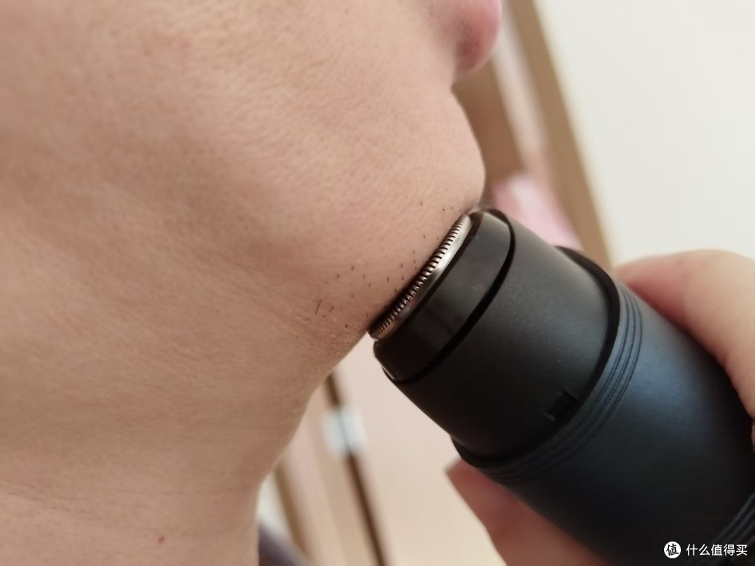 未野迷你剃须刀测评:13000转超高转速,净剃能力吊打传统机型