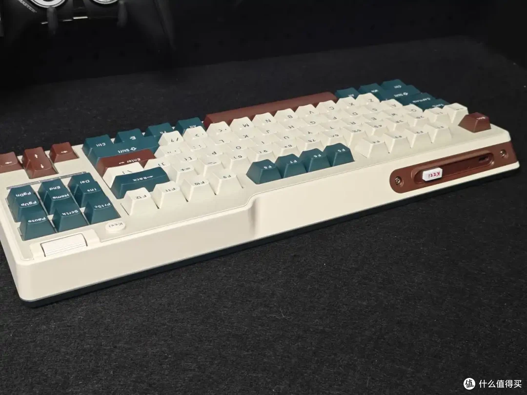 九紫推出全新轴体啦!那我们来测个键盘吧—珂芝K87与烟霞紫轴