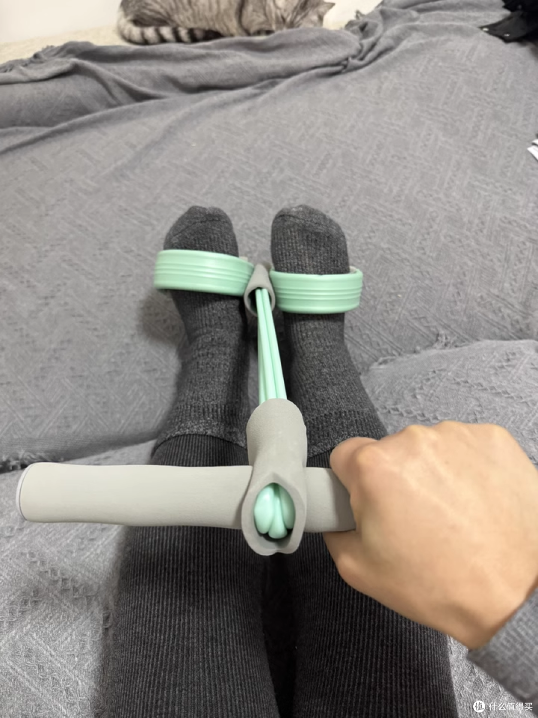 【轻松瘦肚子】小燕飞脚蹬拉力器,健身好帮手!
