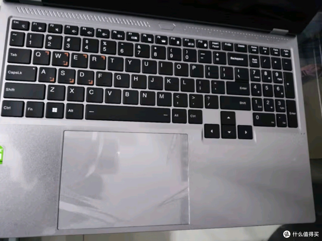 酷睿i9+4G满血独显,金属AI轻薄本,办公编程设计电竞全能王