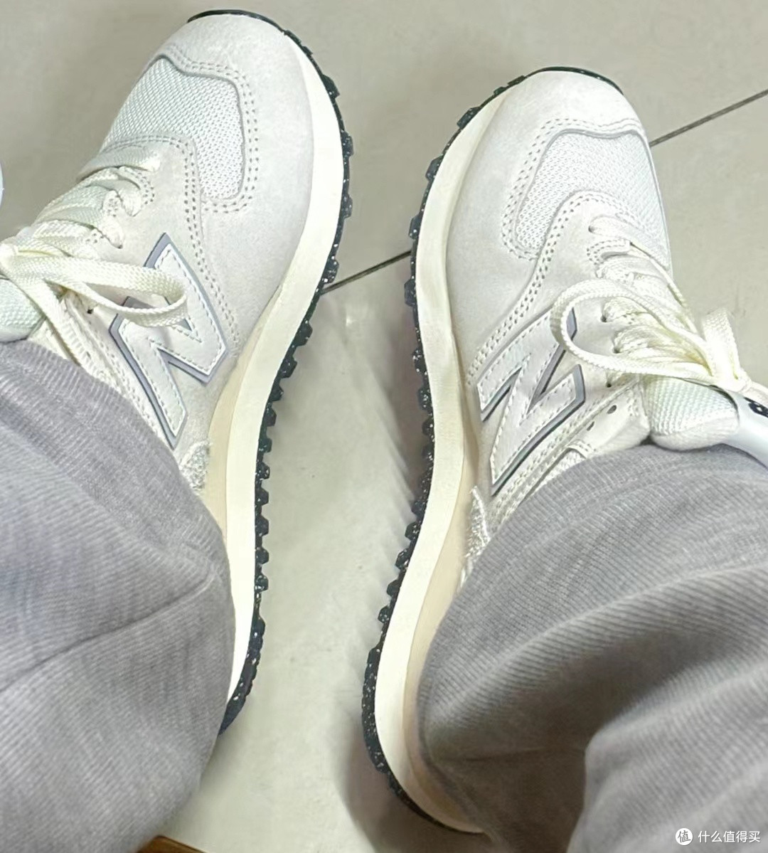 New Balance 574:复古潮流的青春密码